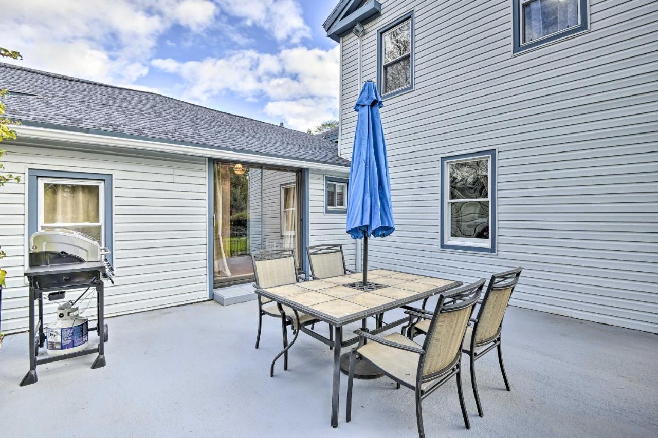 Spacious Home By Finger Lakes And Watkins Glen! Burdett Bagian luar foto