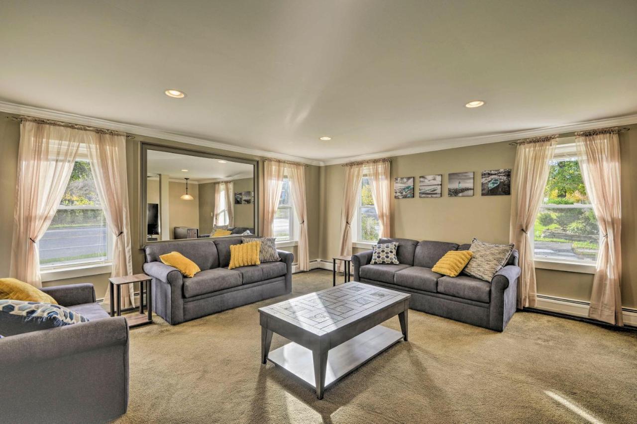 Spacious Home By Finger Lakes And Watkins Glen! Burdett Bagian luar foto